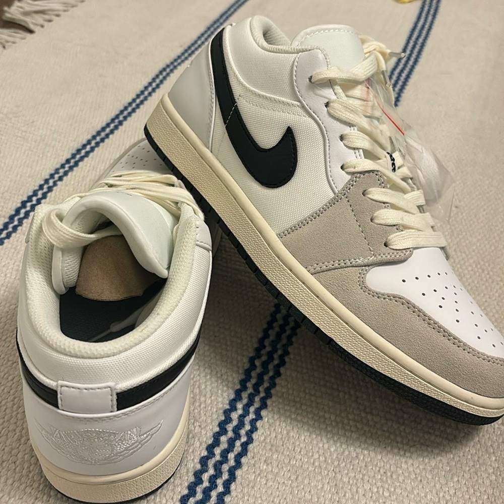 Air Jordan 1 Low (NOT REAL)